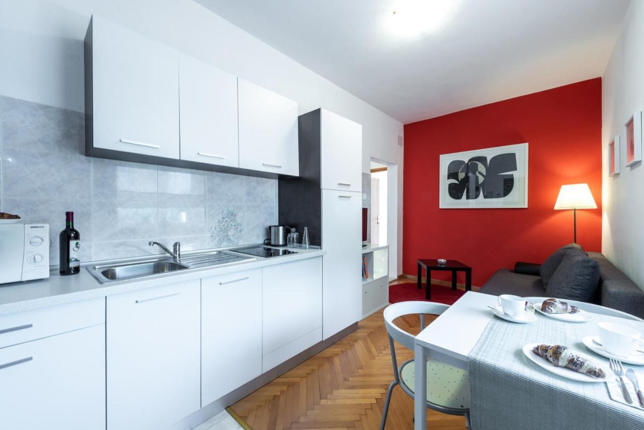 Romance Apartma